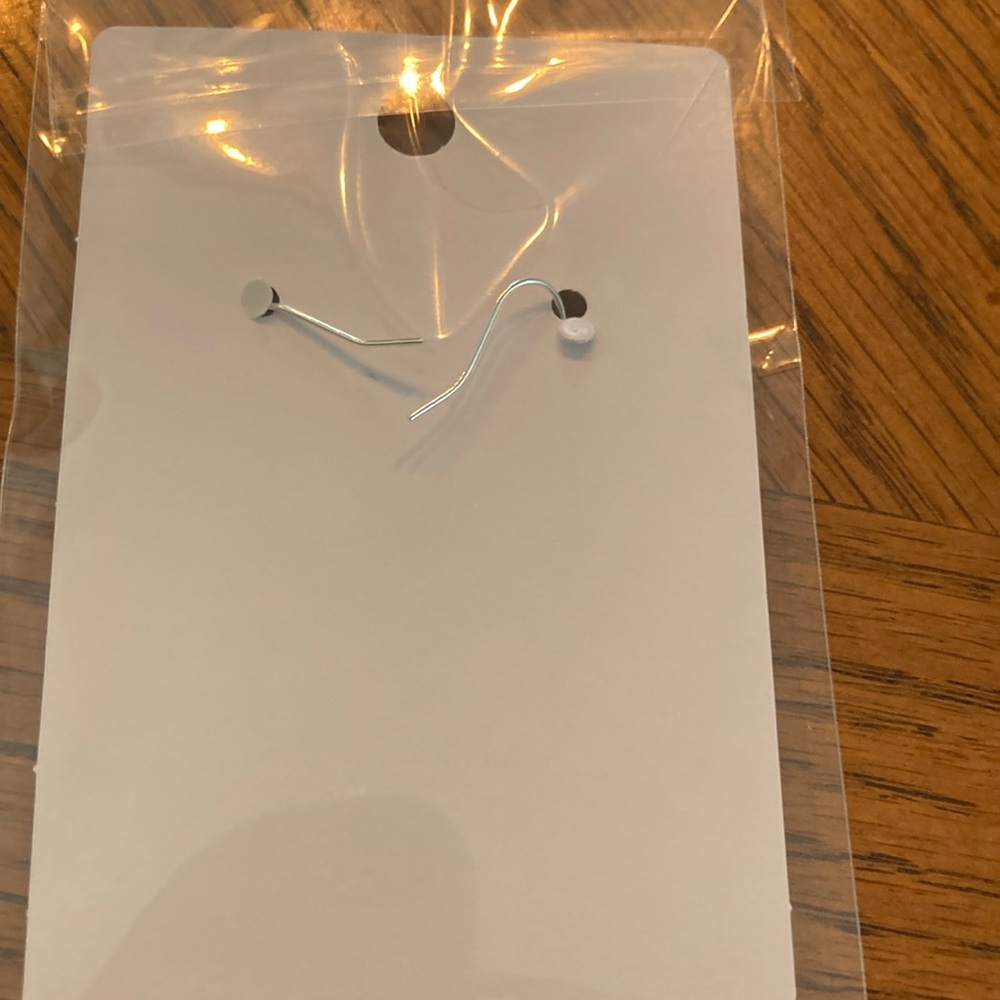“sterling silver Skull” earrings. - Picture 2 of 3